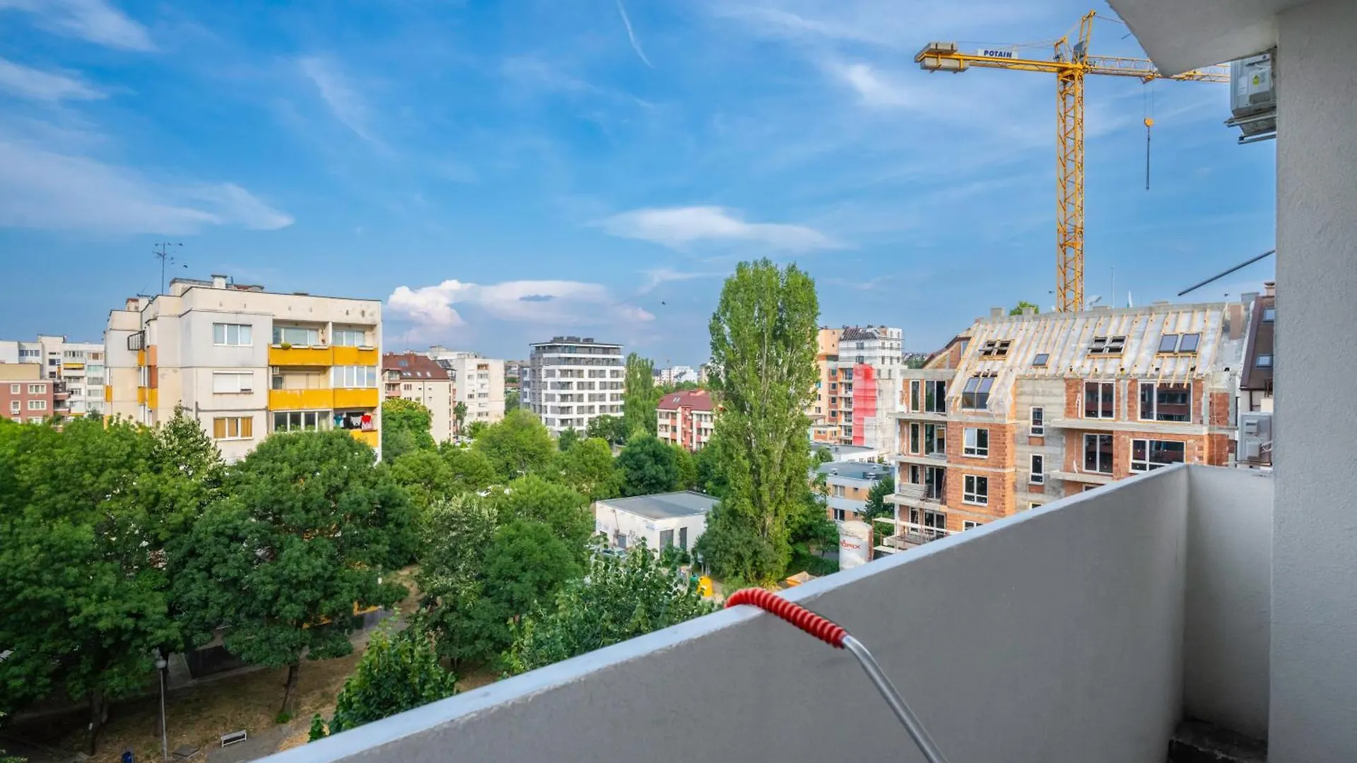 Apartment Your 2Bd Home Away From Home With Working Space Sofia